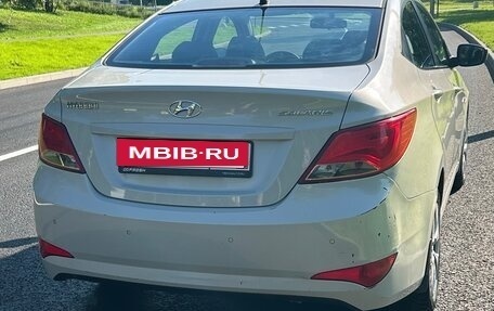 Hyundai Solaris II рестайлинг, 2014 год, 990 000 рублей, 3 фотография