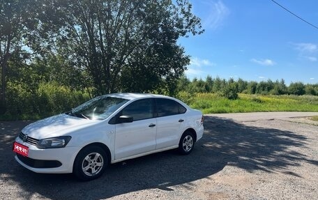 Volkswagen Polo VI (EU Market), 2013 год, 395 000 рублей, 1 фотография