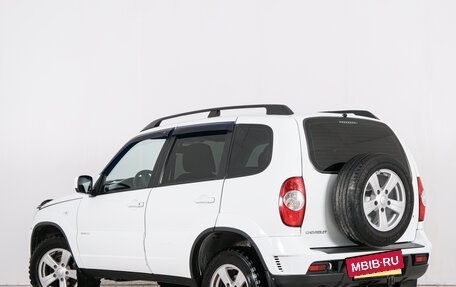 Chevrolet Niva I рестайлинг, 2015 год, 629 000 рублей, 5 фотография