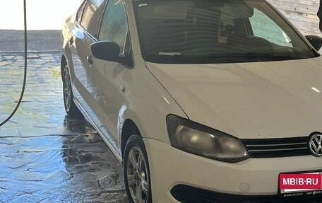 Volkswagen Polo VI (EU Market), 2013 год, 395 000 рублей, 6 фотография