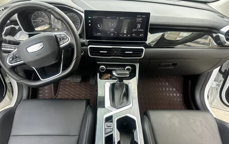 Geely Coolray I, 2025 год, 1 370 000 рублей, 7 фотография