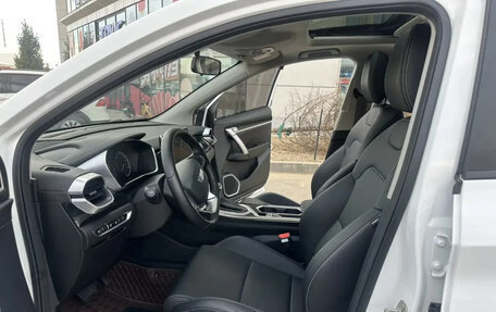 Geely Coolray I, 2025 год, 1 370 000 рублей, 10 фотография