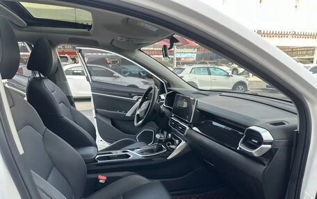 Geely Coolray I, 2025 год, 1 370 000 рублей, 12 фотография