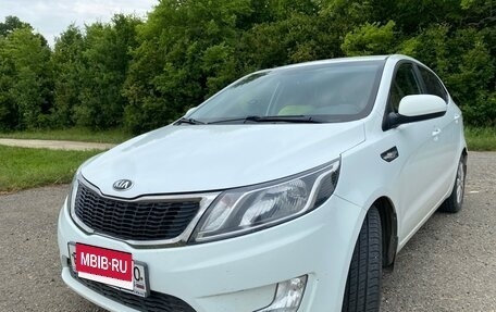 KIA Rio III рестайлинг, 2014 год, 1 300 000 рублей, 2 фотография