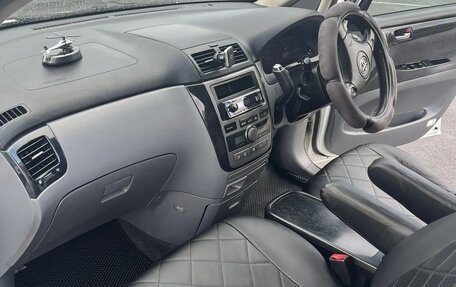 Toyota Ipsum II, 2002 год, 843 500 рублей, 5 фотография