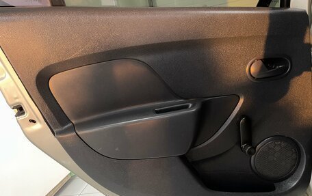Renault Sandero II рестайлинг, 2017 год, 699 000 рублей, 19 фотография