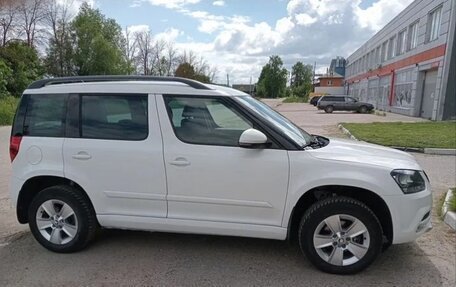 Skoda Yeti I рестайлинг, 2014 год, 1 330 000 рублей, 13 фотография