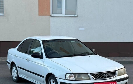 Nissan Sunny B15, 2000 год, 160 000 рублей, 2 фотография