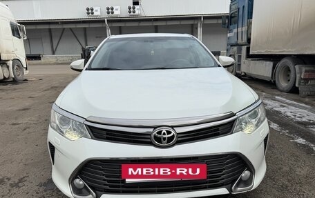 Toyota Camry, 2015 год, 1 850 000 рублей, 3 фотография