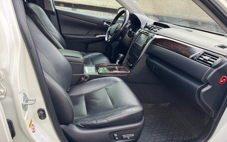 Toyota Camry, 2015 год, 1 850 000 рублей, 7 фотография