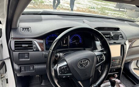 Toyota Camry, 2015 год, 1 850 000 рублей, 8 фотография