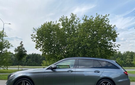 Mercedes-Benz E-Класс, 2019 год, 4 850 000 рублей, 2 фотография