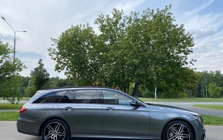 Mercedes-Benz E-Класс, 2019 год, 4 850 000 рублей, 4 фотография