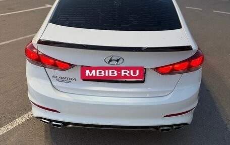 Hyundai Elantra VI рестайлинг, 2017 год, 1 350 000 рублей, 3 фотография