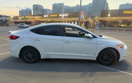 Hyundai Elantra VI рестайлинг, 2017 год, 1 350 000 рублей, 8 фотография