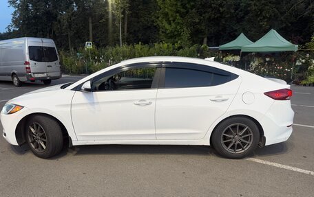 Hyundai Elantra VI рестайлинг, 2017 год, 1 350 000 рублей, 6 фотография
