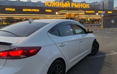 Hyundai Elantra VI рестайлинг, 2017 год, 1 350 000 рублей, 7 фотография