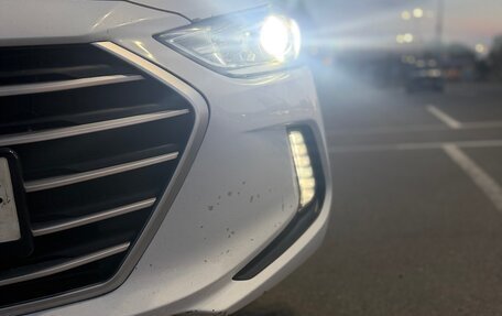 Hyundai Elantra VI рестайлинг, 2017 год, 1 350 000 рублей, 9 фотография