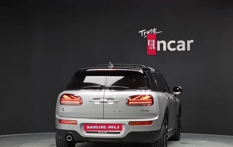 MINI Clubman, 2023 год, 1 800 000 рублей, 4 фотография