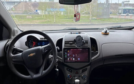 Chevrolet Aveo III, 2013 год, 650 000 рублей, 2 фотография