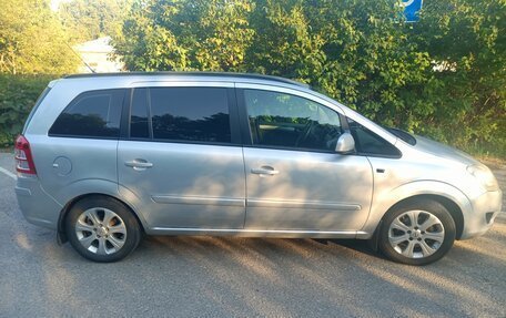 Opel Zafira B, 2012 год, 600 000 рублей, 4 фотография