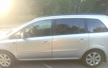 Opel Zafira B, 2012 год, 600 000 рублей, 2 фотография