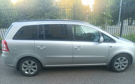 Opel Zafira B, 2012 год, 600 000 рублей, 17 фотография