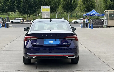 Skoda Octavia IV, 2022 год, 1 835 000 рублей, 5 фотография
