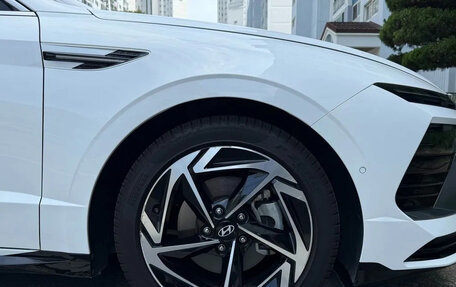Hyundai Sonata VIII, 2023 год, 2 150 000 рублей, 3 фотография