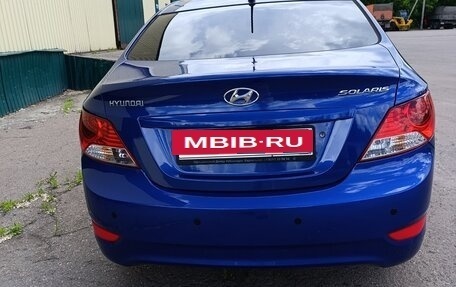 Hyundai Solaris II рестайлинг, 2012 год, 600 000 рублей, 5 фотография