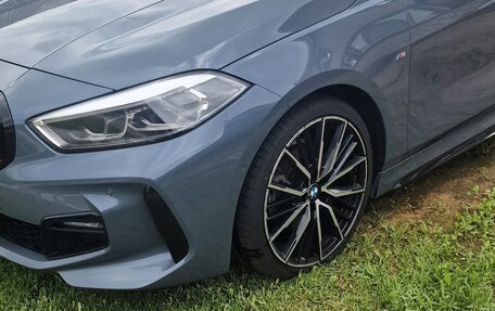 BMW 1 серия, 2020 год, 2 650 000 рублей, 32 фотография