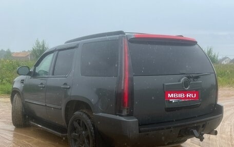 Cadillac Escalade III, 2008 год, 1 350 000 рублей, 2 фотография