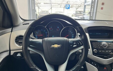 Chevrolet Cruze II, 2011 год, 610 000 рублей, 9 фотография