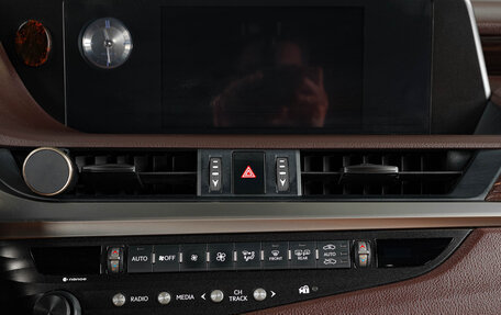 Lexus ES VII, 2019 год, 3 699 000 рублей, 17 фотография
