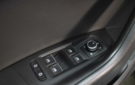 Volkswagen Touareg III, 2019 год, 4 150 000 рублей, 22 фотография