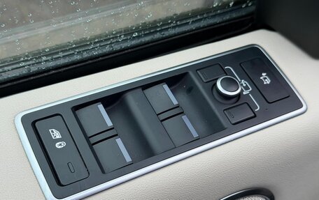 Land Rover Range Rover IV рестайлинг, 2016 год, 3 949 000 рублей, 18 фотография