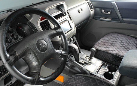 Mitsubishi Pajero III рестайлинг, 2006 год, 1 149 000 рублей, 8 фотография