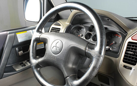 Mitsubishi Pajero III рестайлинг, 2006 год, 1 149 000 рублей, 12 фотография