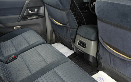 Mitsubishi Pajero III рестайлинг, 2006 год, 1 149 000 рублей, 10 фотография
