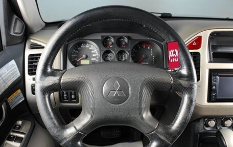 Mitsubishi Pajero III рестайлинг, 2006 год, 1 149 000 рублей, 14 фотография