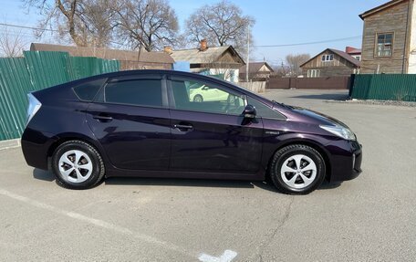 Toyota Prius, 2013 год, 1 300 000 рублей, 3 фотография