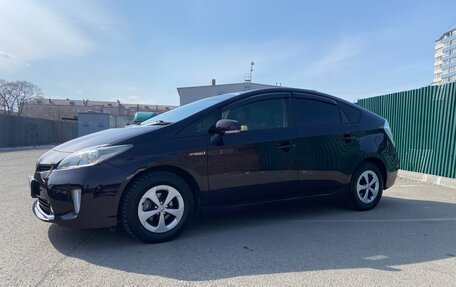 Toyota Prius, 2013 год, 1 300 000 рублей, 9 фотография