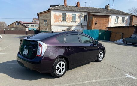 Toyota Prius, 2013 год, 1 300 000 рублей, 6 фотография