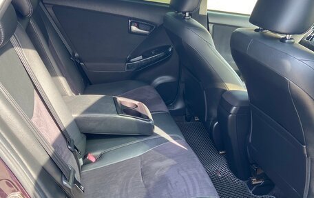 Toyota Prius, 2013 год, 1 300 000 рублей, 13 фотография