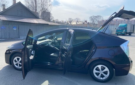 Toyota Prius, 2013 год, 1 300 000 рублей, 20 фотография