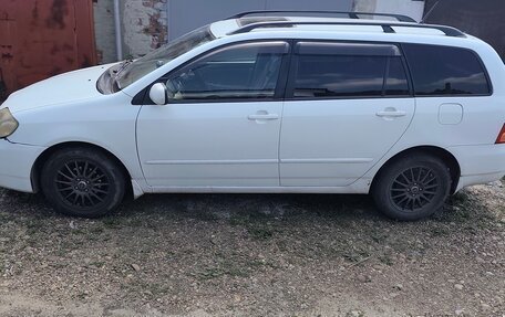Toyota Corolla, 2003 год, 550 000 рублей, 3 фотография