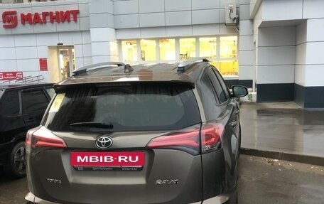 Toyota RAV4, 2017 год, 2 310 000 рублей, 5 фотография