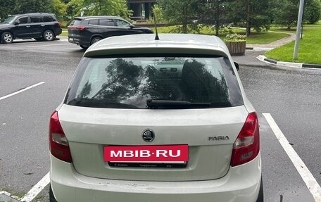 Skoda Fabia II, 2013 год, 350 000 рублей, 6 фотография