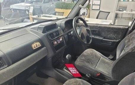 Mitsubishi Pajero iO, 2000 год, 399 900 рублей, 7 фотография
