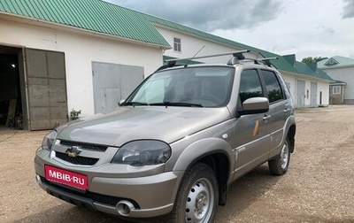 Chevrolet Niva I рестайлинг, 2017 год, 800 000 рублей, 1 фотография